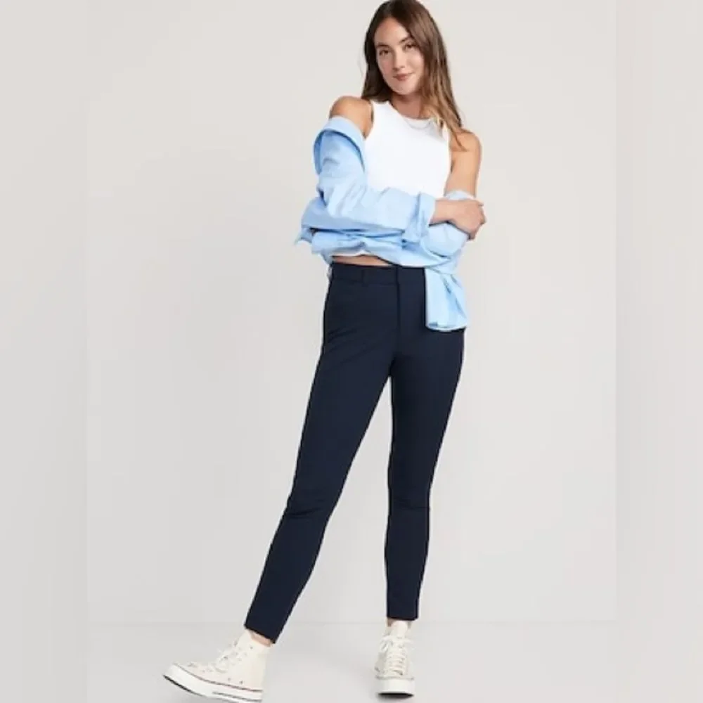 High-Waisted Pixie Skinny Ankle Pants - Picture 3 of 5